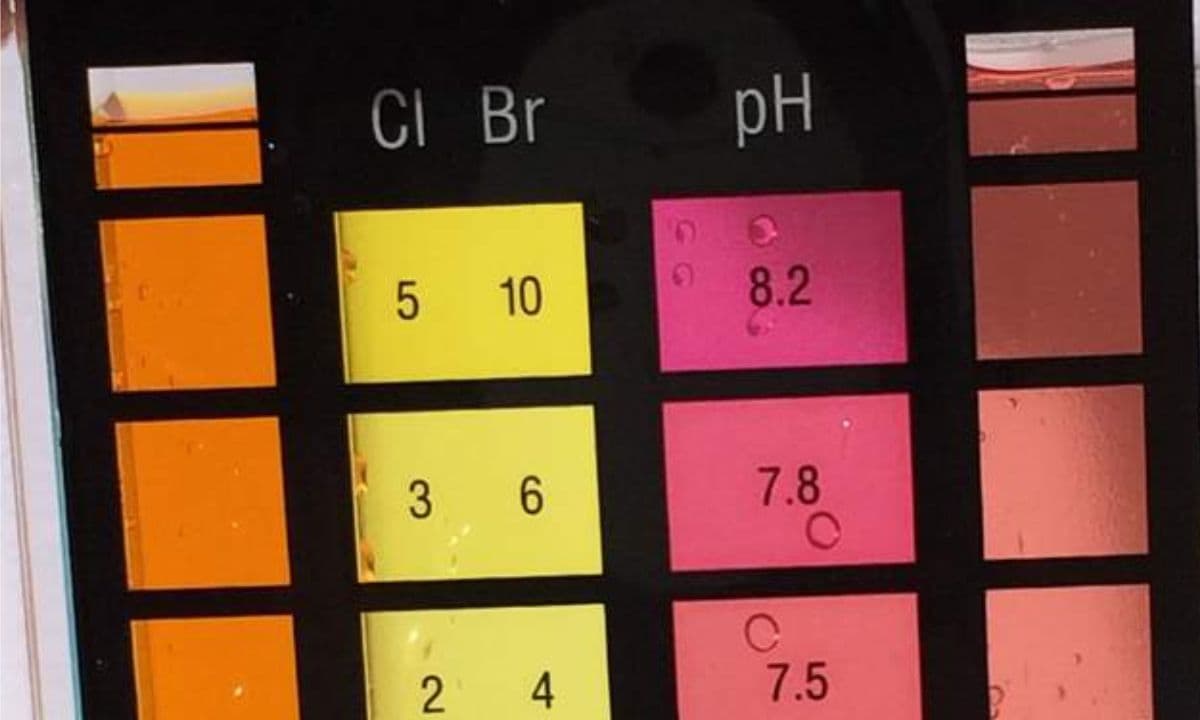 Pool chlorine test is orange